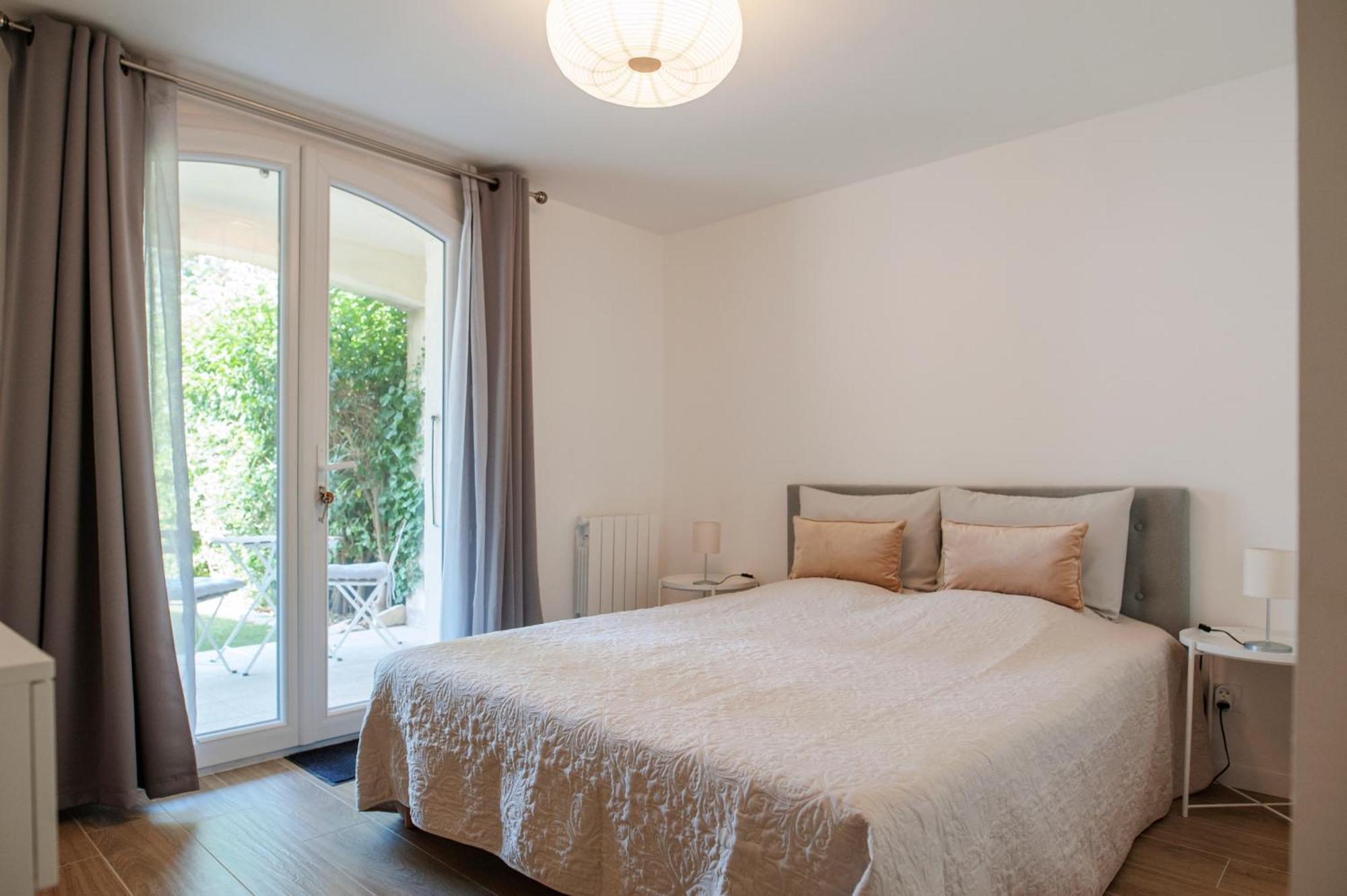 Le Solaret Bed & Breakfast Sète Eksteriør bilde